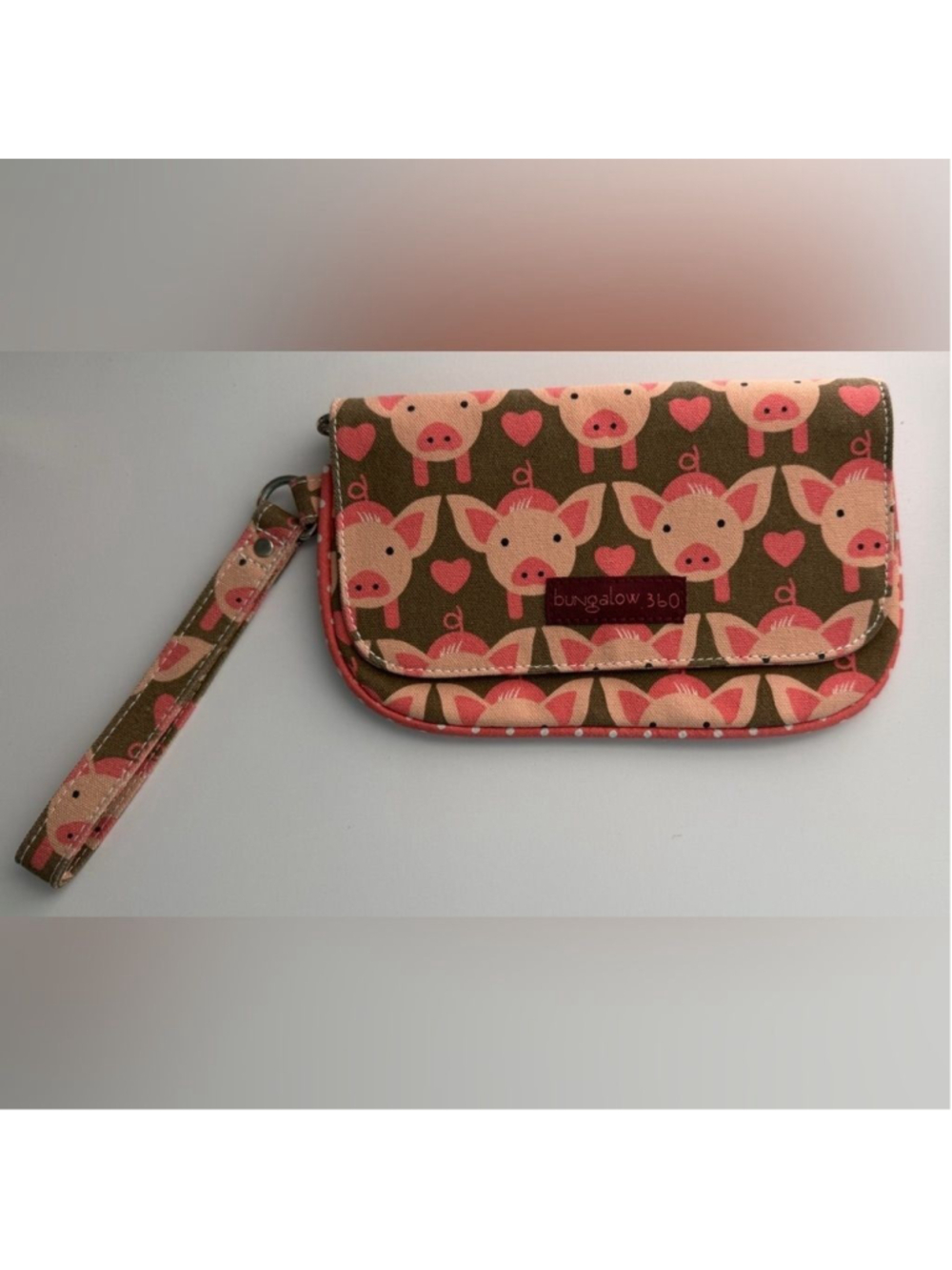 bungalow 360 Vegan Natural Canvas Wristlet in Pig Pattern